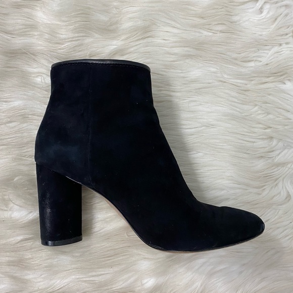 Louise et Cie Black Suede Leather Good Zipper Heel Ankle Booties - Picture 6 of 11